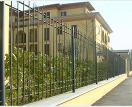 思茅生活區(qū)圍墻柵欄