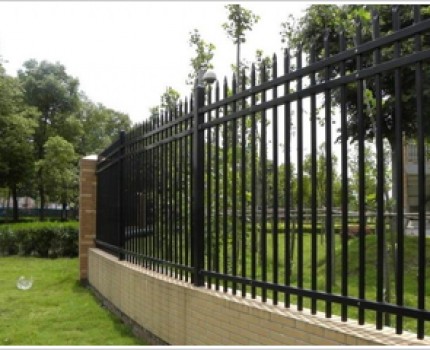 思茅花園鐵藝護(hù)欄